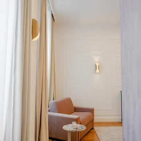 Mas Boutique روما